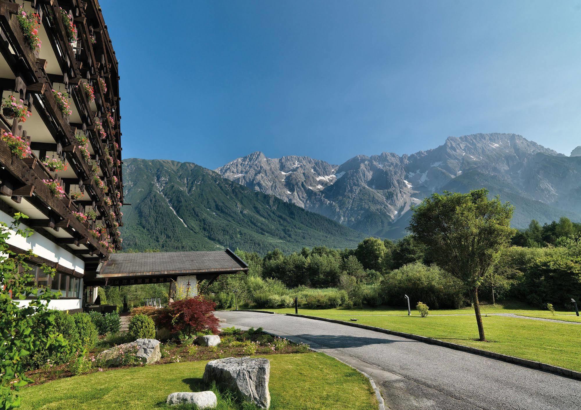 Kaysers Tirolresort - Wohlfuehlhotel Fuer Erwachsene Mieming Exterior photo